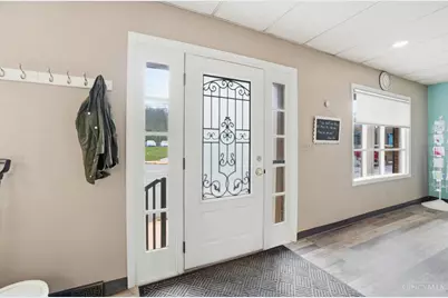 8741 Reading Road, Reading, OH 45215 - Photo 6