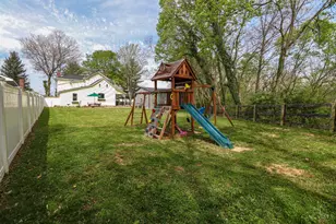 9140 Flintwood Dr, Harrison Township, OH 45030 - Photo 22