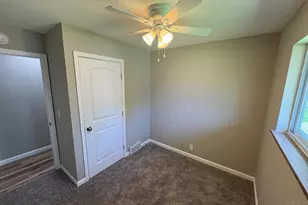 221 Chamberlin Dr, Hamilton, OH 45013 - Photo 12