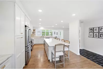 6580 Minnewaukan Drive, Madeira, OH 45243 - Photo 8