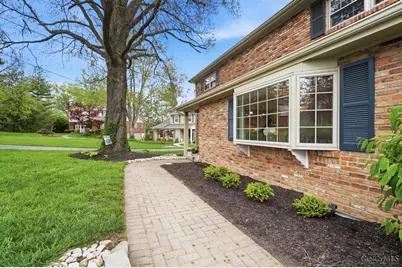 6580 Minnewaukan Drive, Madeira, OH 45243 - Photo 2