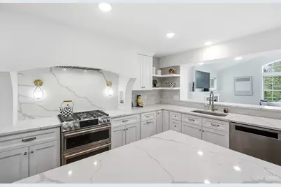 6580 Minnewaukan Drive, Madeira, OH 45243 - Photo 10