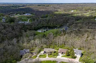 1648 Brookridge Cir Dr, Miller Township, IN 47025 - Photo 44