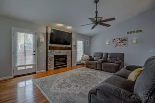1648 Brookridge Cir Dr, Miller Township, IN 47025 - Photo 6