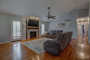 1648 Brookridge Cir Dr, Miller Township, IN 47025 - Photo 8