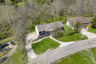 1648 Brookridge Cir Dr, Miller Township, IN 47025 - Photo 38