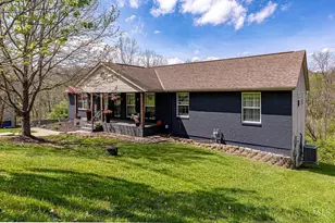 1648 Brookridge Cir Dr, Miller Township, IN 47025 - Photo 2