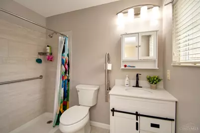 5927 Castlewood Crossing, Miami Township, OH 45150 - Photo 24