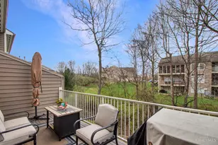 5927 Castlewood Crossing, Miami Township, OH 45150 - Photo 16