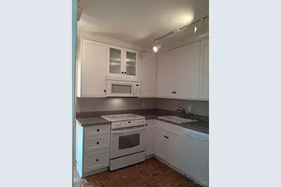 2401 Ingleside Avenue #4E, Cincinnati, OH 45206 - Photo 6