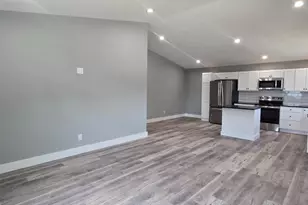 505 E Main St, Blanchester, OH 45107 - Photo 8