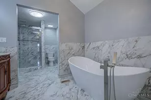 7926 Normandy Ln, Centerville, OH 45459 - Photo 26