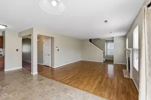 547 Woodbine Ct, Hamilton Township, OH 45039 - Photo 14