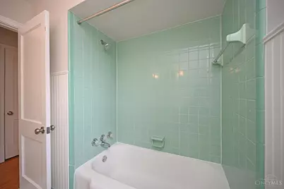 2445 Nova Avenue, Cincinnati, OH 45238 - Photo 18