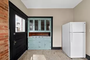 2525 Homestead Pl, Cincinnati, OH 45211 - Photo 10