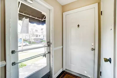 2744 Atlantic Avenue #2, Cincinnati, OH 45209 - Photo 4