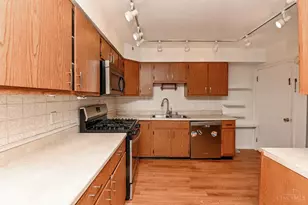 3621 Woodbridge Pl, Cincinnati, OH 45226 - Photo 12