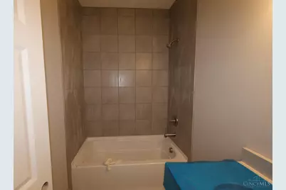 1752 Goldfinch Lane #136, Miami Township, OH 45150 - Photo 6