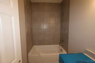 1752 Goldfinch Ln, Miami Township, OH 45150 - Photo 6