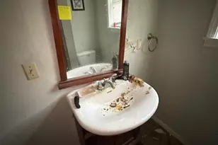 401 N Broadway St, Blanchester, OH 45107 - Photo 28