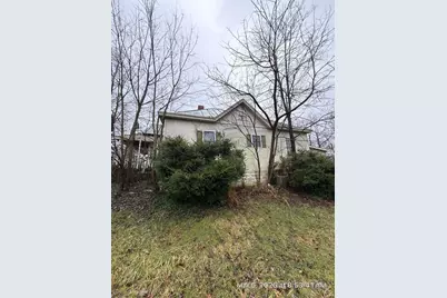 407 N Broadway Street, Blanchester, OH 45107 - Photo 2