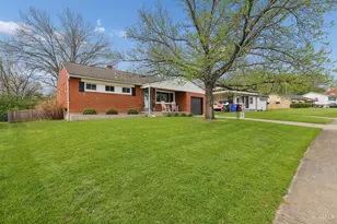 581 Fairhaven Dr, Hamilton, OH 45013 - Photo 2