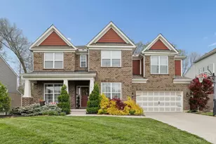 1252 Autumn Run Dr, Hamilton Township, OH 45039 - Photo 2