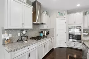 1252 Autumn Run Dr, Hamilton Township, OH 45039 - Photo 18