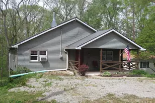 6946 Mountain View Dr, Hillsboro, OH 45133 - Photo 4