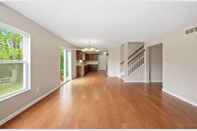 2073 Miles Woods Drive, Springfield Township, OH 45231 - Photo 12