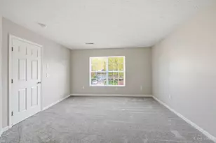 2073 Miles Woods Dr, Springfield Township, OH 45231 - Photo 26