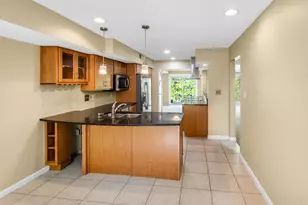 5265 Eaglesnest Dr, Cincinnati, OH 45248 - Photo 14