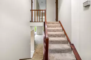 5265 Eaglesnest Dr, Cincinnati, OH 45248 - Photo 2