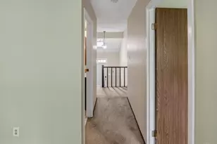 5265 Eaglesnest Dr, Cincinnati, OH 45248 - Photo 30