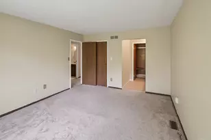 5265 Eaglesnest Dr, Cincinnati, OH 45248 - Photo 26