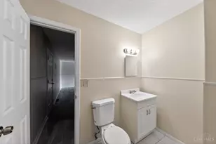 1990 Bluehill Dr, Springfield Township, OH 45240 - Photo 22