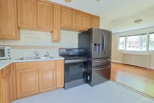 22 Avenell Ln, Green Hills, OH 45218 - Photo 10
