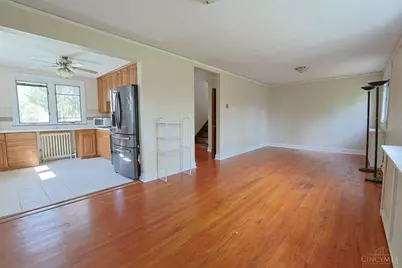 22 Avenell Lane, Green Hills, OH 45218 - Photo 6