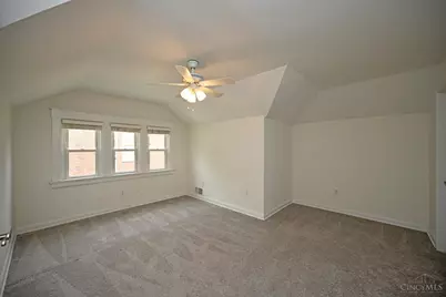 580 Howell Avenue, Cincinnati, OH 45220 - Photo 58