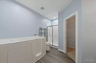 8038 Pinnacle Point Dr, West Chester, OH 45069 - Photo 24