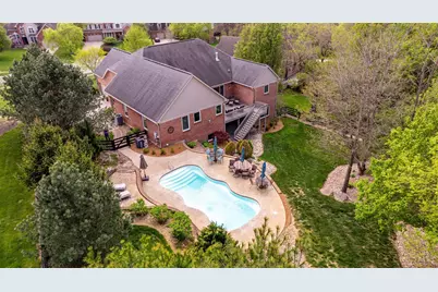 9959 Thoroughbred Lane, Springfield Township, OH 45231 - Photo 4