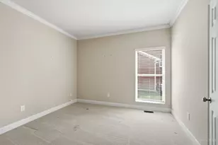 8239 Sweet Briar Ct, Liberty Township, OH 45044 - Photo 10