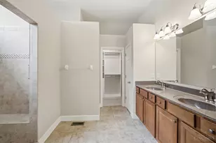 8239 Sweet Briar Ct, Liberty Township, OH 45044 - Photo 28