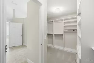 8239 Sweet Briar Ct, Liberty Township, OH 45044 - Photo 32