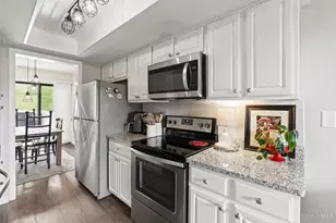 8318 Whisper Way, West Chester, OH 45069 - Photo 14