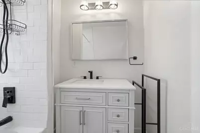 3352 Bevis Avenue, Cincinnati, OH 45207 - Photo 32