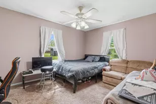 626 W Crescent Dr, Carlisle, OH 45005 - Photo 18