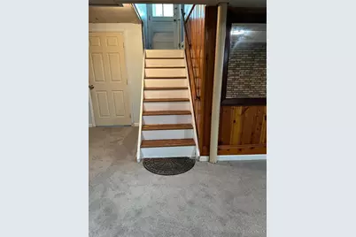 1045 Pelican Drive, Springfield Township, OH 45231 - Photo 16