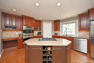 6866 Kenwood Rd, Madeira, OH 45243 - Photo 2