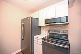 3065 Alpine Terrace, Cincinnati, OH 45208 - Photo 14